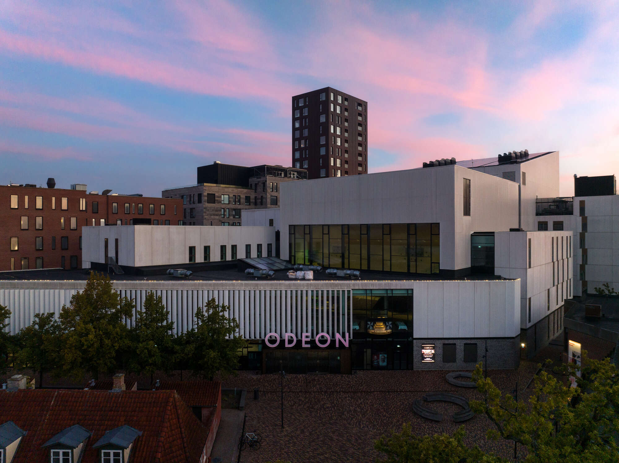 OBS/VIGTIGT:
Alle Odeon billeder taget af Michael Lindveg - må kun bruges ved accept af Mette Miller, 
på mail: mml@comwell.com