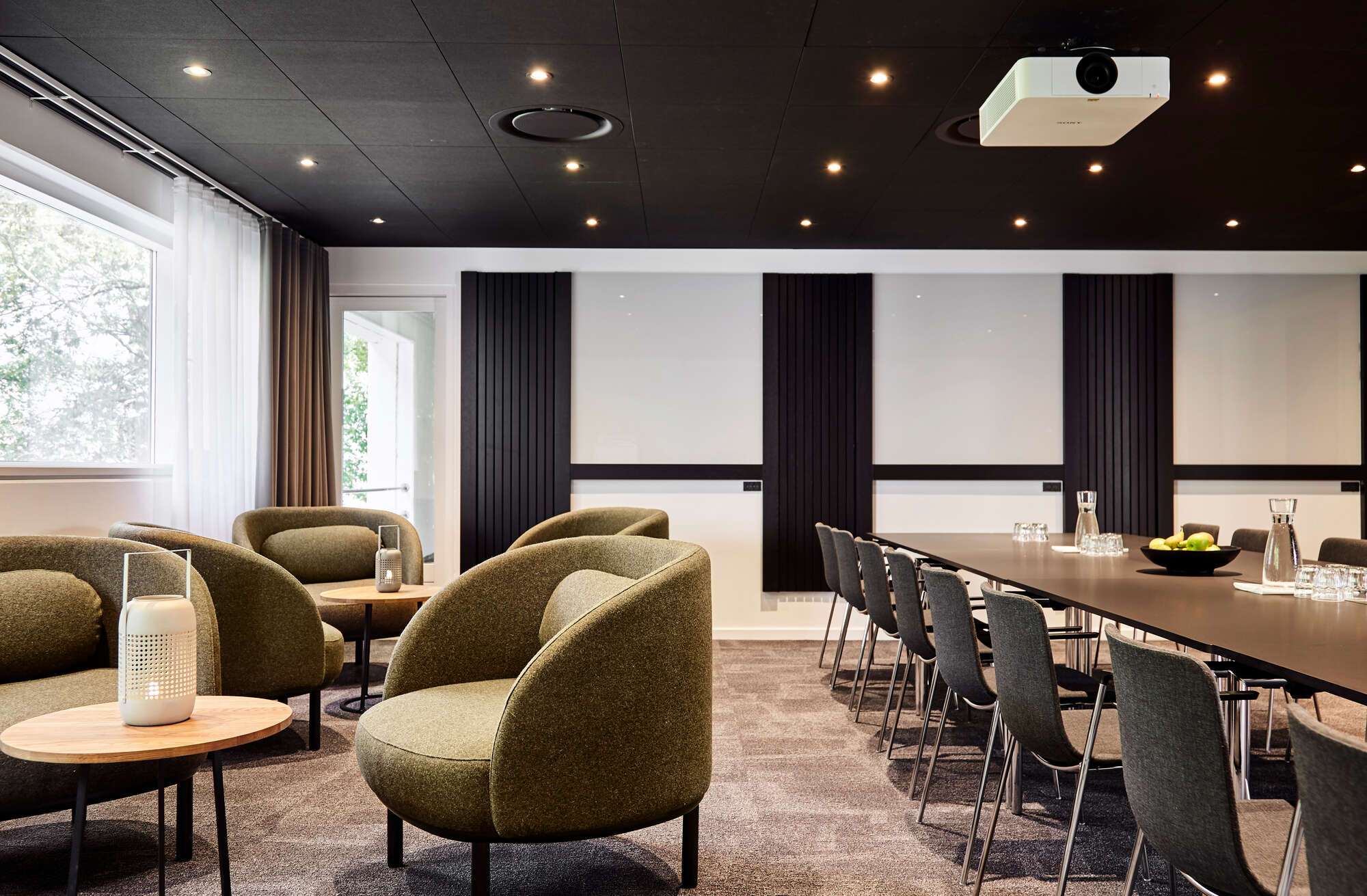 Comwell Borupgaard møde mødelokale konference
wichmann+bendtsen www.wplusb.dk